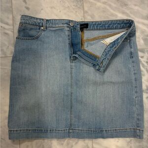 Talbots Sky Blue Denim Pencil Skirt Size 14. EUC